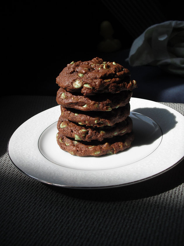 Healthier Whole Wheat Chocolate Mint Chip Cookies